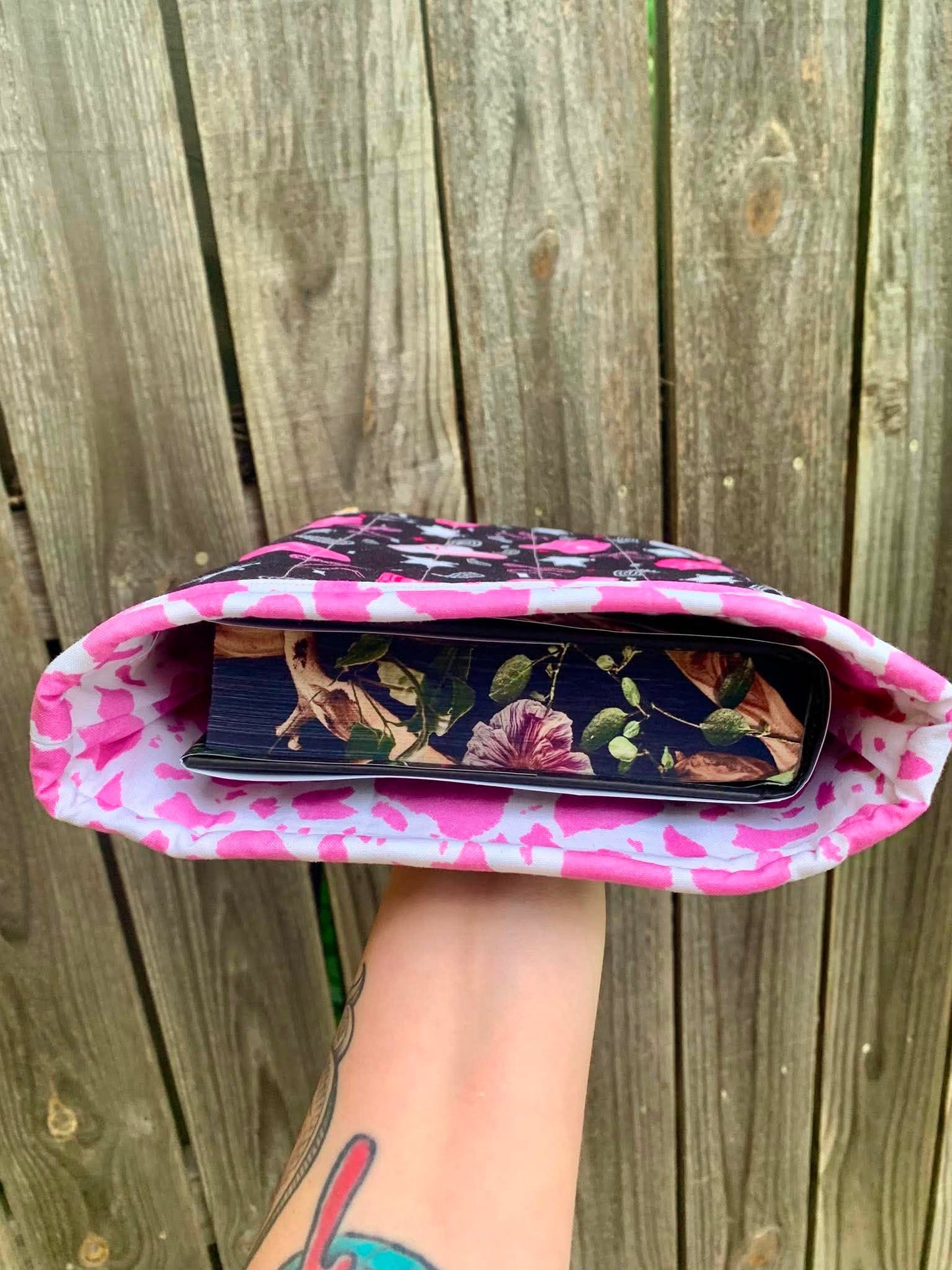 Wild Summer Book Sleeve